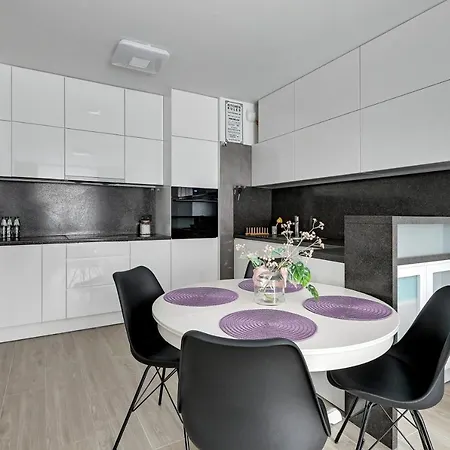 4 Oceany By Grand * Gdansk